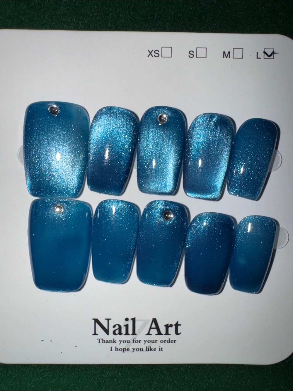 Blue Cat-eye Press-On Nail Set